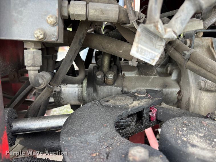 image for item DU0450 2003 Moffett M5500 