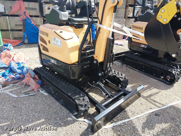 image for item DU3095 2024 EINGP EM15 mini excavator
