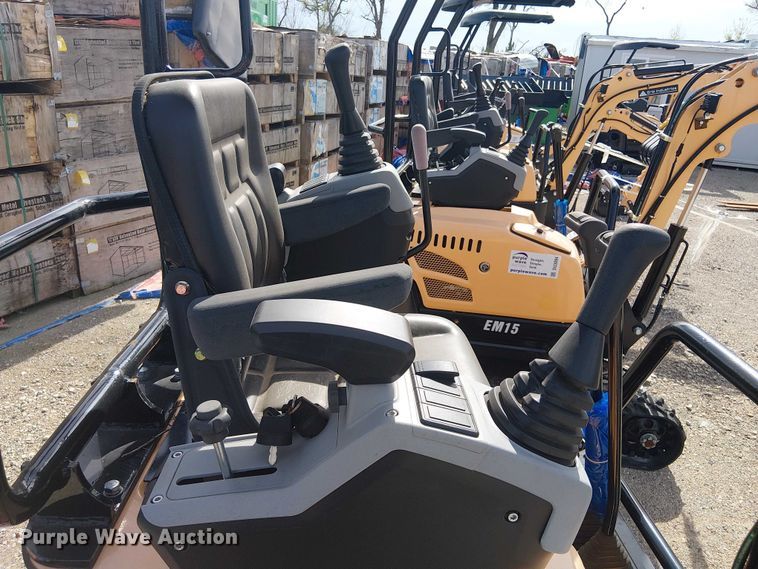 image for item DU3095 2024 EINGP EM15 mini excavator