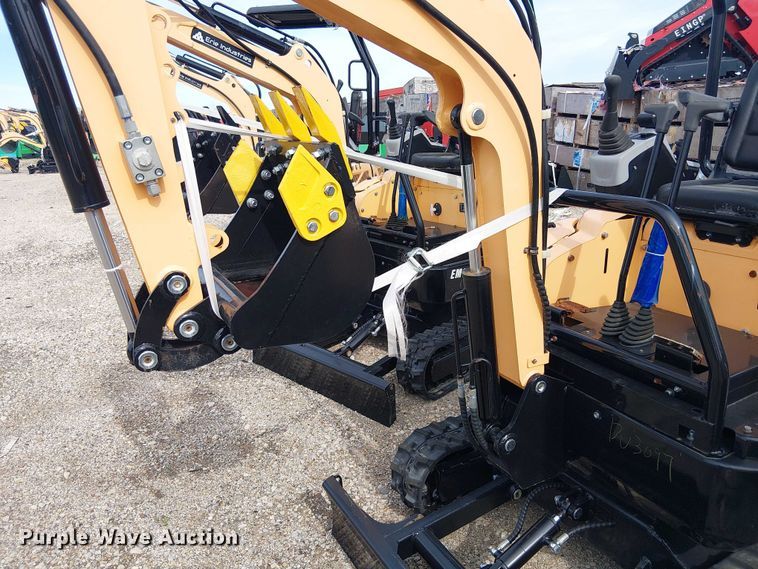 image for item DU3097 2024 EINGP EM15 mini excavator