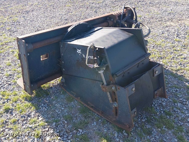 image for item DU3107 Bobcat Planer Hydr skid steer cold planer