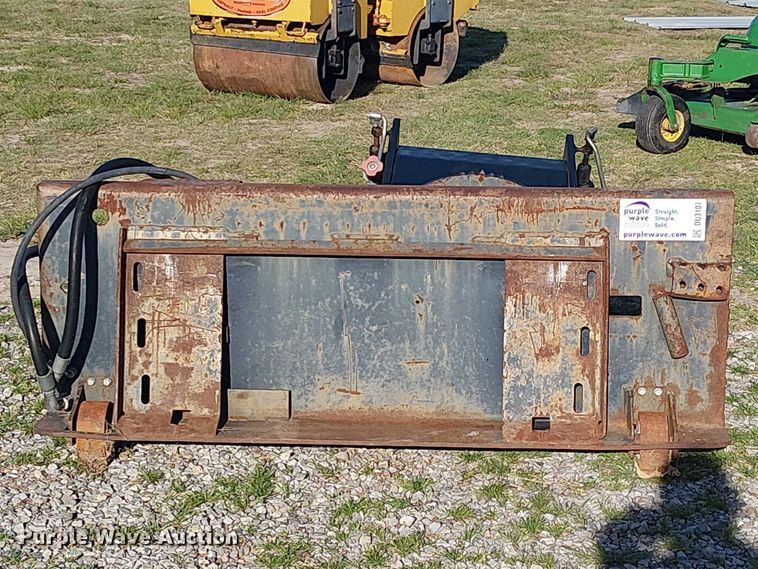 image for item DU3107 Bobcat Planer Hydr skid steer cold planer