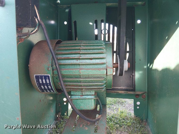 image for item DU3108 1993 Grizzly G1019 band saw