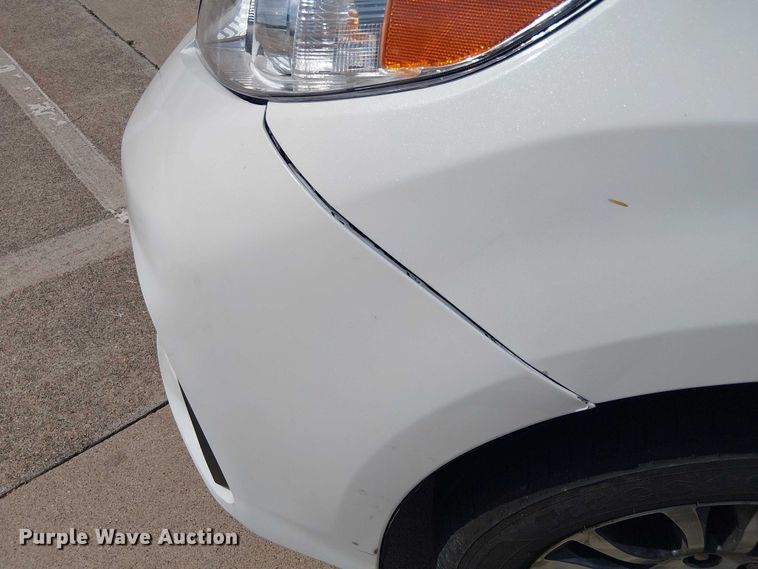 image for item DU3111 2019 Toyota Sienna XLE handicap accessible van