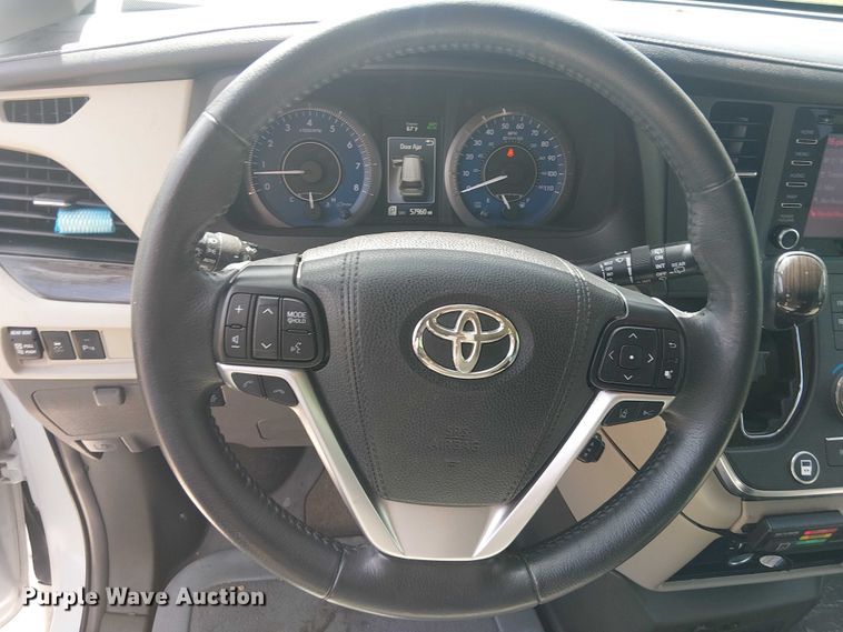 image for item DU3111 2019 Toyota Sienna XLE handicap accessible van