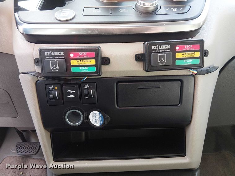 image for item DU3111 2019 Toyota Sienna XLE handicap accessible van