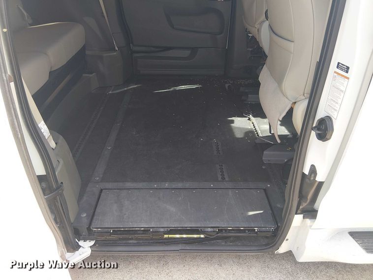 image for item DU3111 2019 Toyota Sienna XLE handicap accessible van