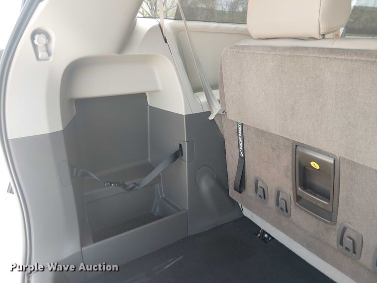 image for item DU3111 2019 Toyota Sienna XLE handicap accessible van