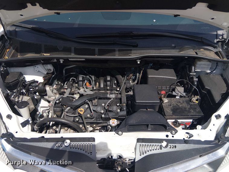 image for item DU3111 2019 Toyota Sienna XLE handicap accessible van