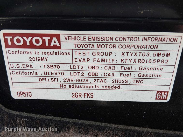 image for item DU3111 2019 Toyota Sienna XLE handicap accessible van