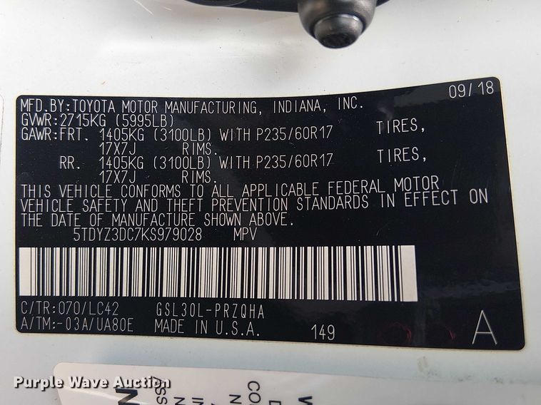 image for item DU3111 2019 Toyota Sienna XLE handicap accessible van