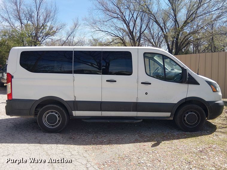 image for item DU3112 2017 Ford Transit 150 van