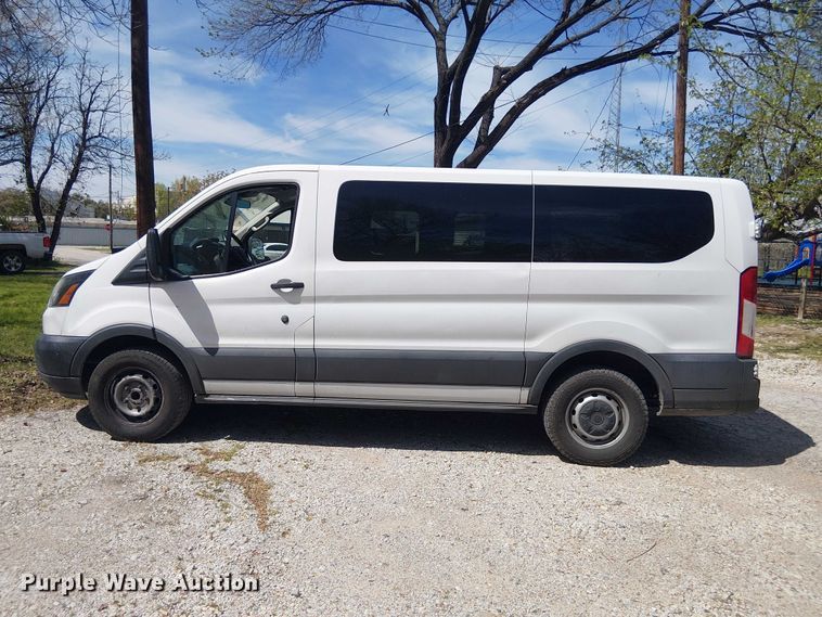 image for item DU3112 2017 Ford Transit 150 van