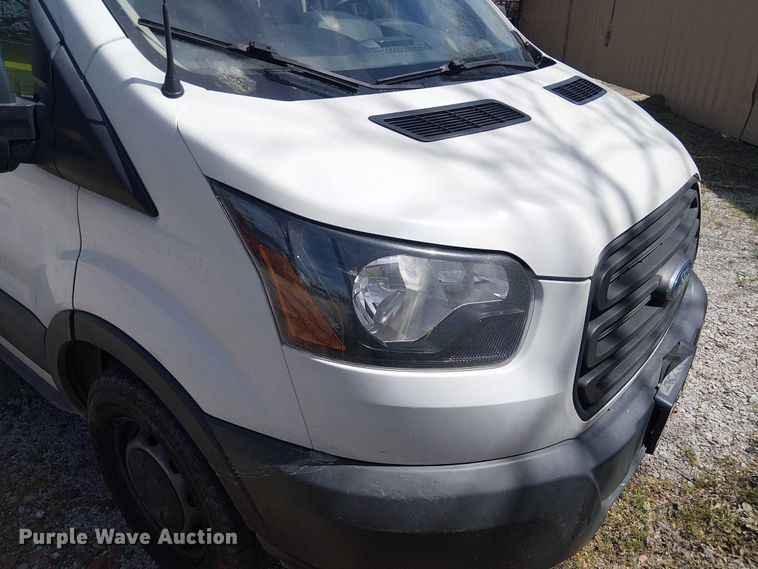 image for item DU3112 2017 Ford Transit 150 van