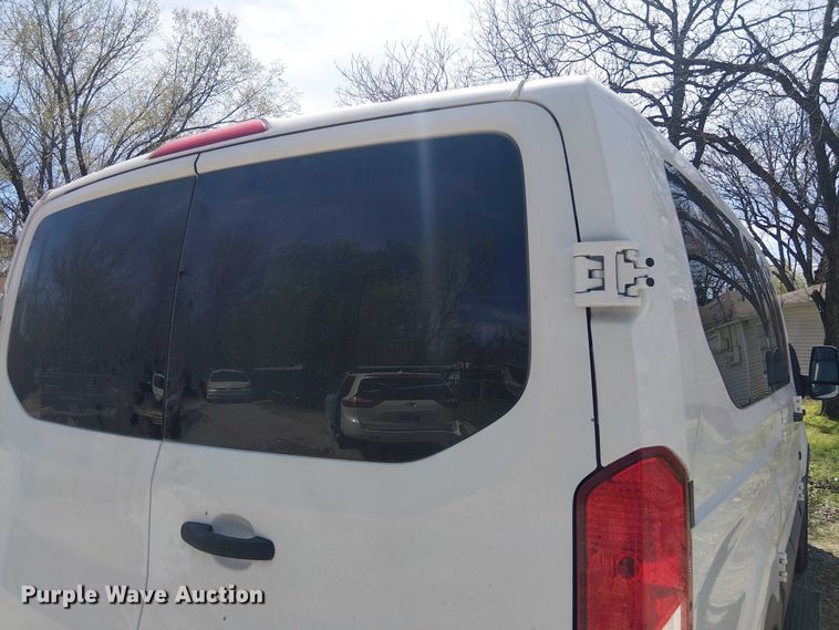 image for item DU3112 2017 Ford Transit 150 van