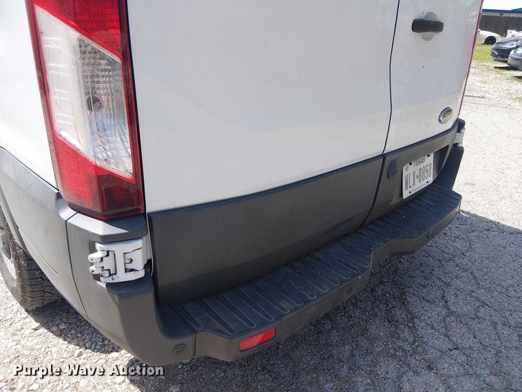 image for item DU3112 2017 Ford Transit 150 van