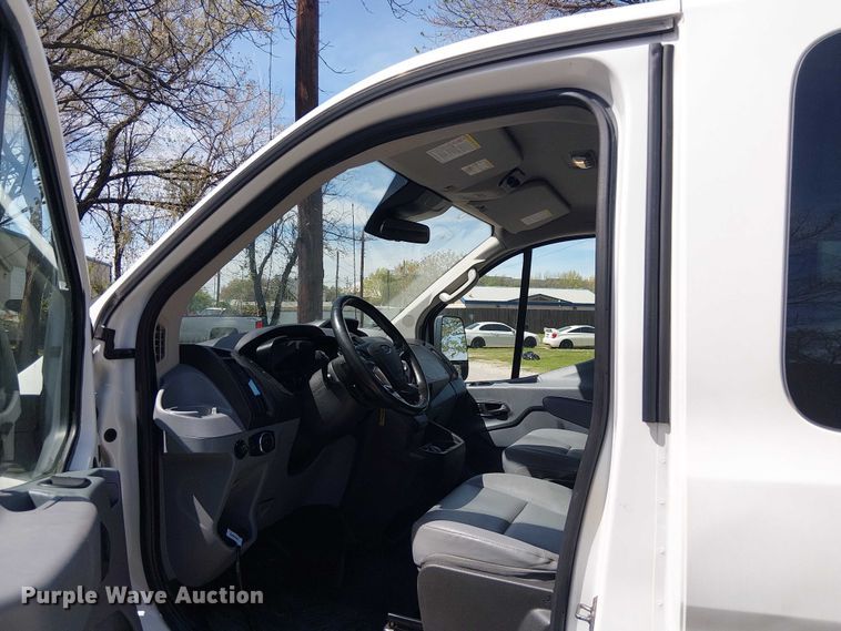 image for item DU3112 2017 Ford Transit 150 van