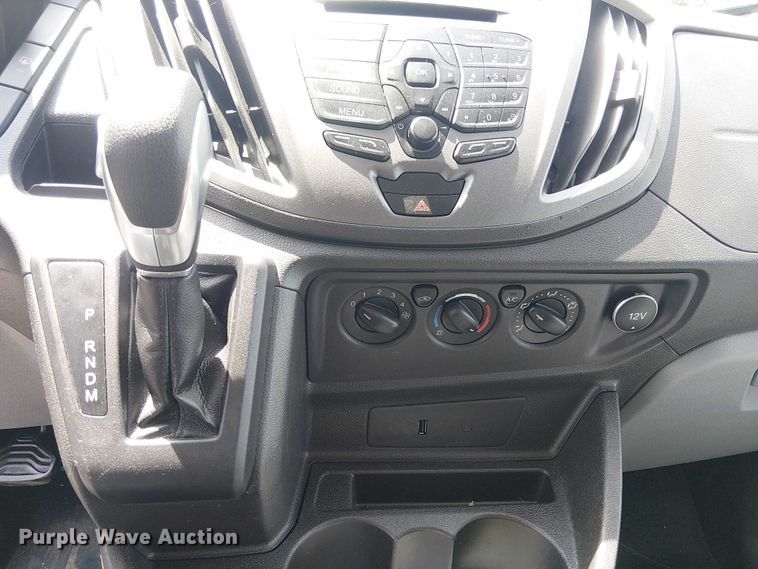 image for item DU3112 2017 Ford Transit 150 van