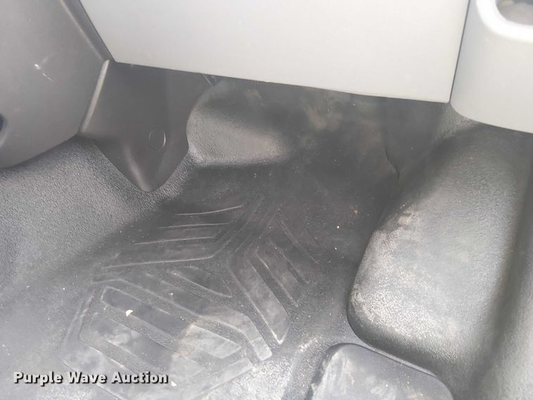 image for item DU3112 2017 Ford Transit 150 van
