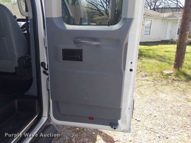 image for item DU3112 2017 Ford Transit 150 van