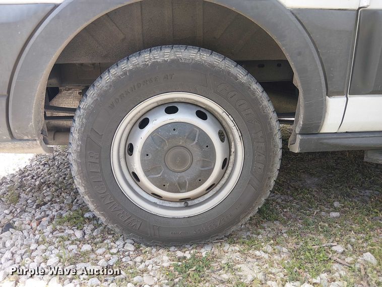 image for item DU3112 2017 Ford Transit 150 van