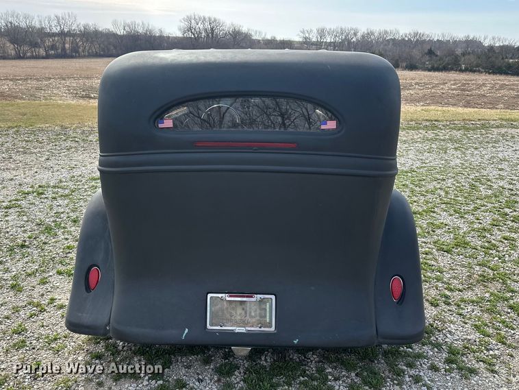 image for item DV0868 1935 Chevrolet sedan