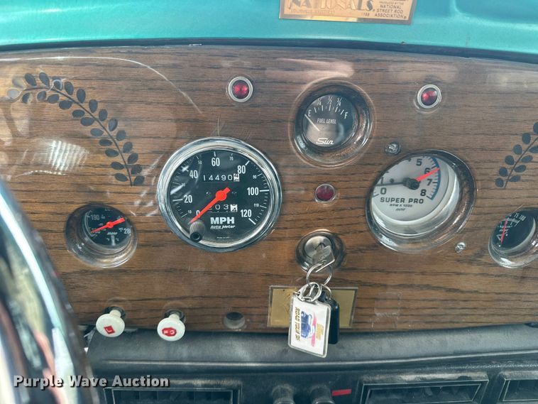 image for item DV0868 1935 Chevrolet sedan