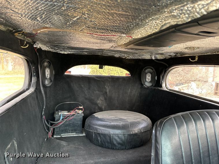 image for item DV0868 1935 Chevrolet sedan