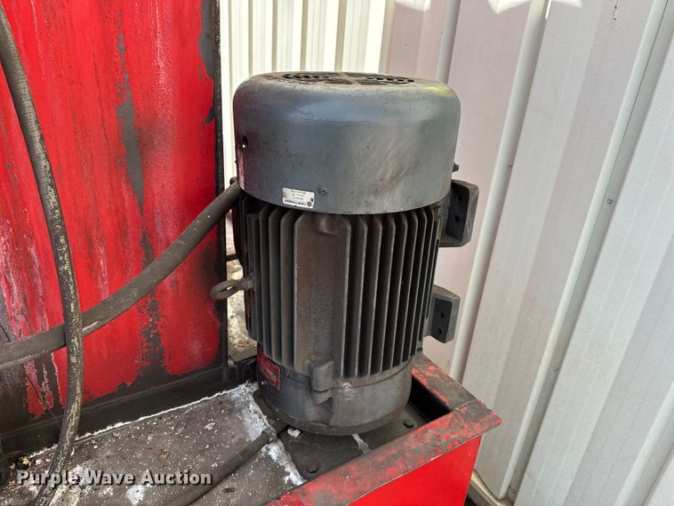 image for item DV0876 LS Industries 55RWB parts washer