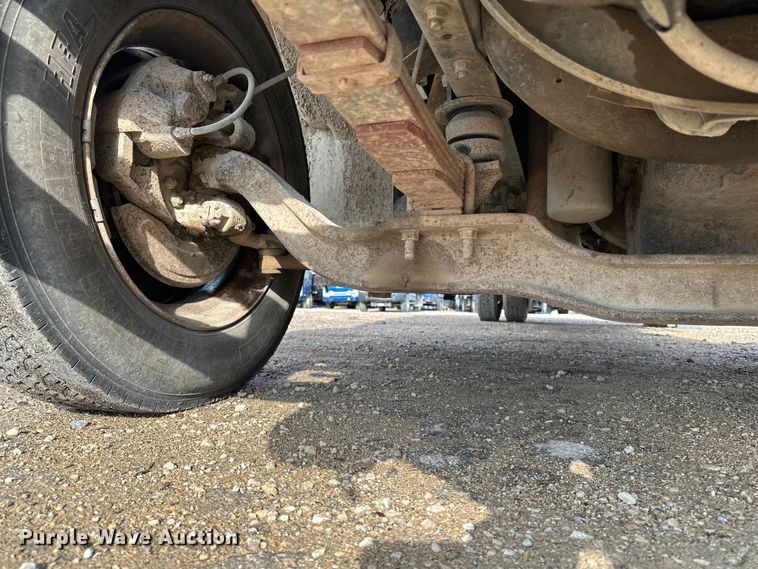 image for item DV0881 1996 International 4700 dump truck