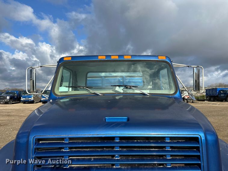 image for item DV0881 1996 International 4700 dump truck