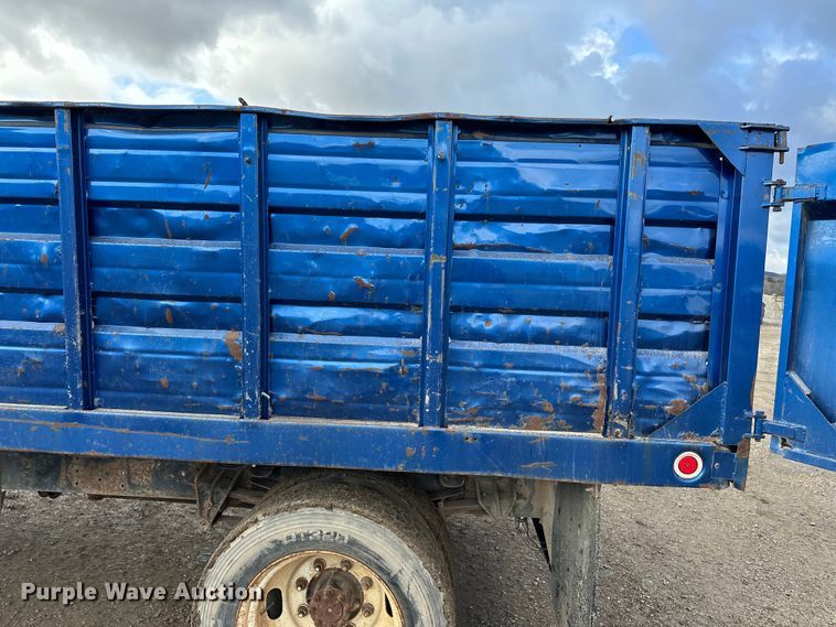 image for item DV0881 1996 International 4700 dump truck