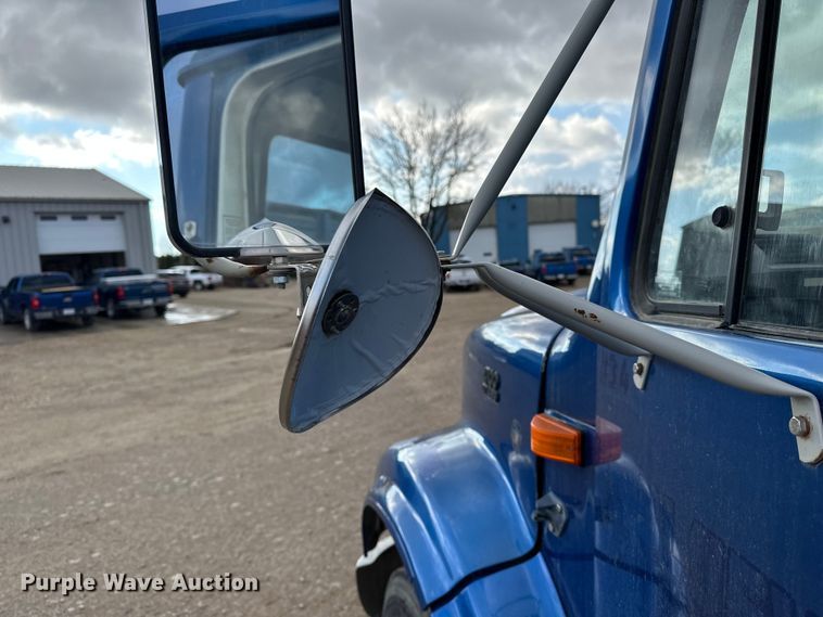 image for item DV0881 1996 International 4700 dump truck