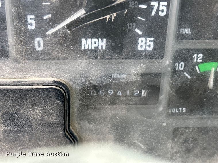 image for item DV0881 1996 International 4700 dump truck