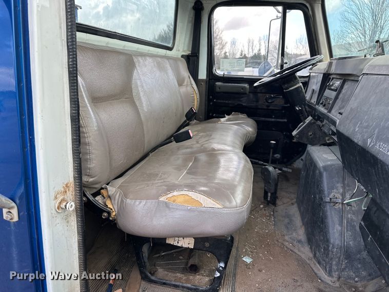 image for item DV0881 1996 International 4700 dump truck