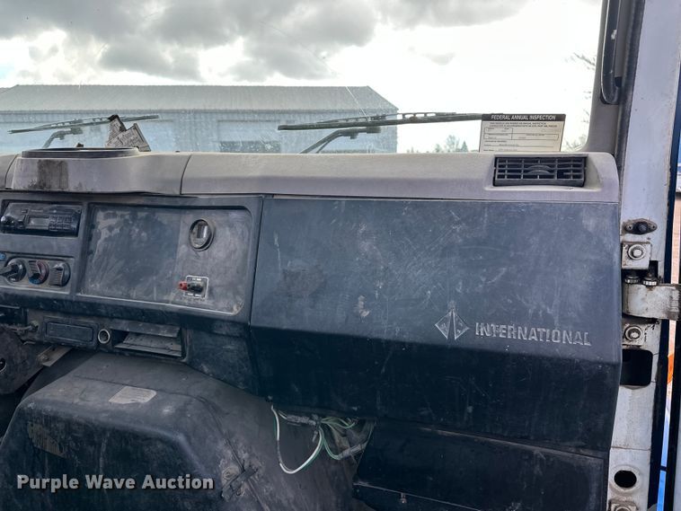 image for item DV0881 1996 International 4700 dump truck