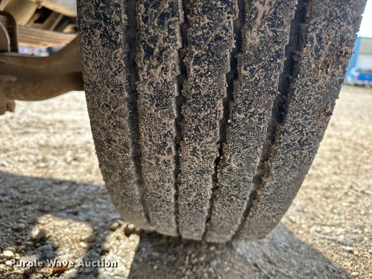 image for item DV0881 1996 International 4700 dump truck