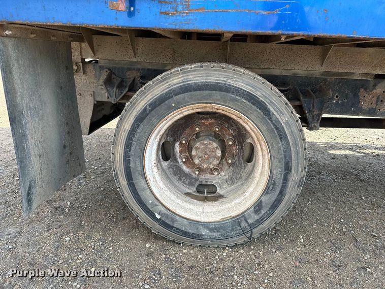 image for item DV0881 1996 International 4700 dump truck