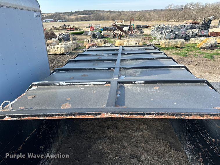 image for item DV0884 Chip bed topper