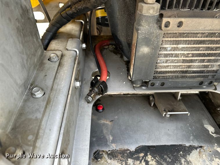 image for item DV0887 Z Spray turf sprayer