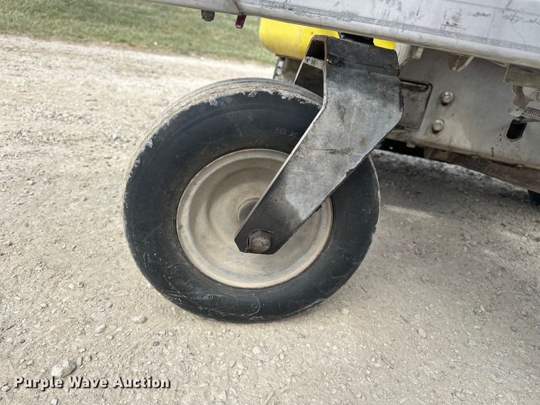 image for item DV0887 Z Spray turf sprayer