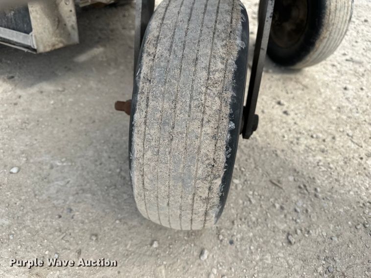 image for item DV0887 Z Spray turf sprayer