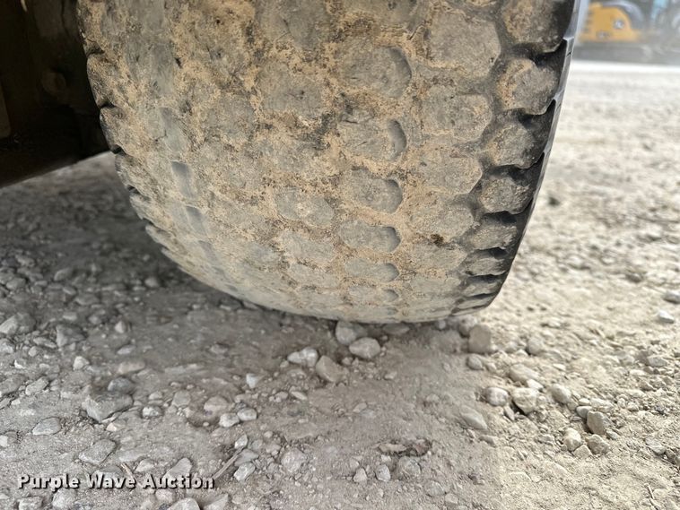 image for item DV0887 Z Spray turf sprayer