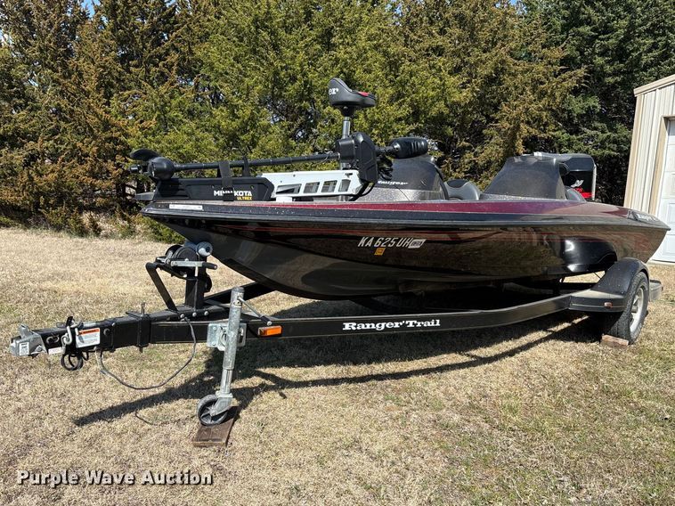 image for item DZ3971 2001 Ranger R83VS  boat