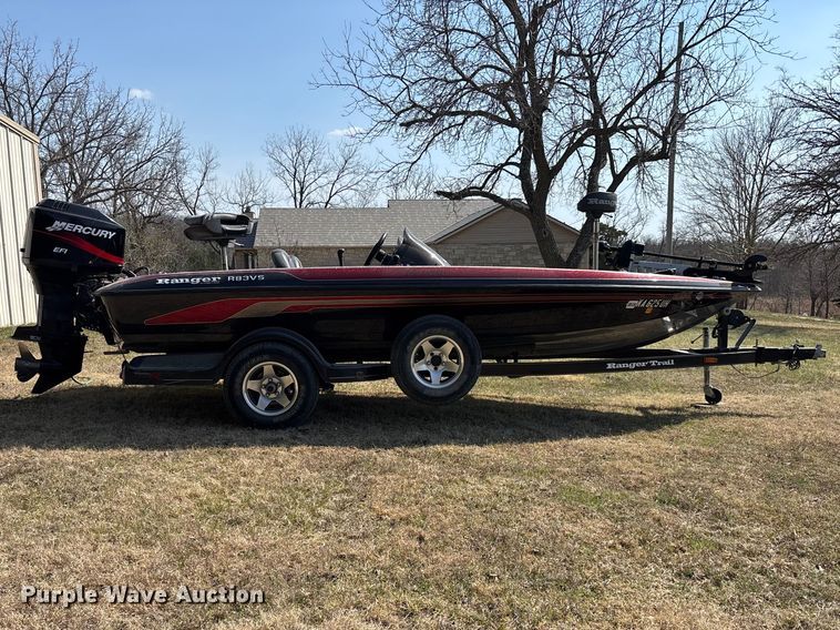 image for item DZ3971 2001 Ranger R83VS  boat