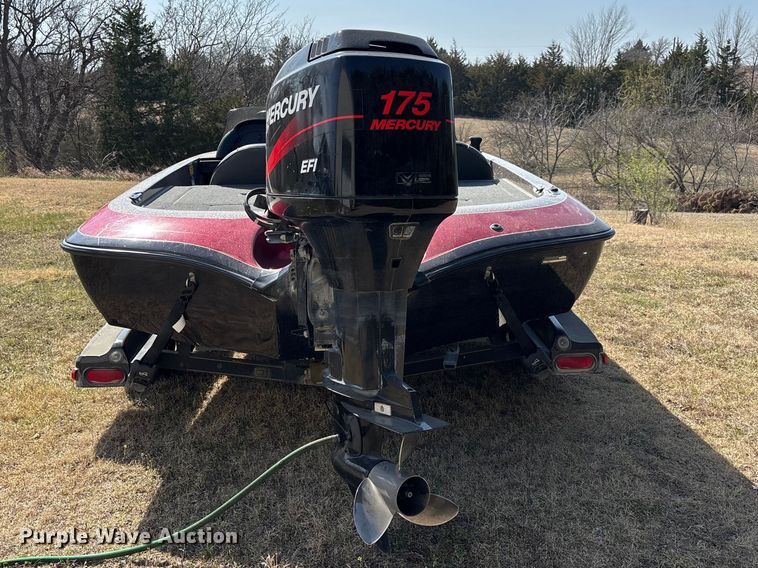 image for item DZ3971 2001 Ranger R83VS  boat