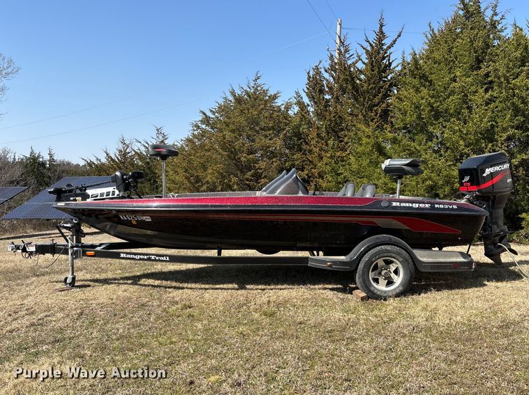 image for item DZ3971 2001 Ranger R83VS  boat