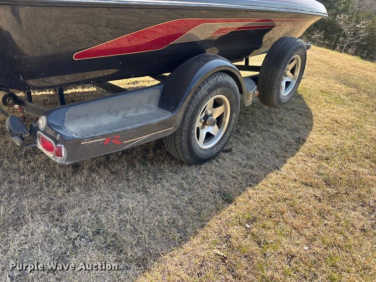 image for item DZ3971 2001 Ranger R83VS  boat