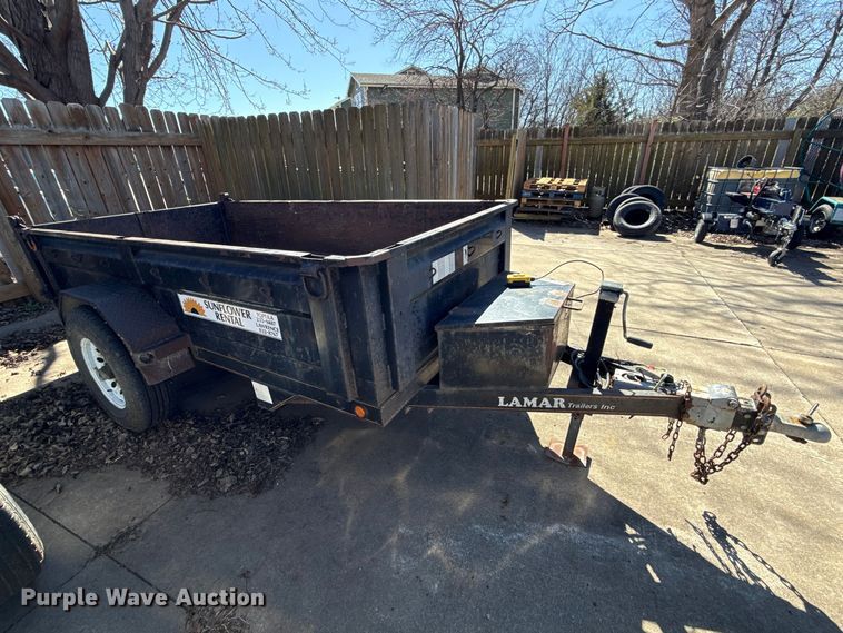 image for item DZ4411 2010 Lamar dump trailer