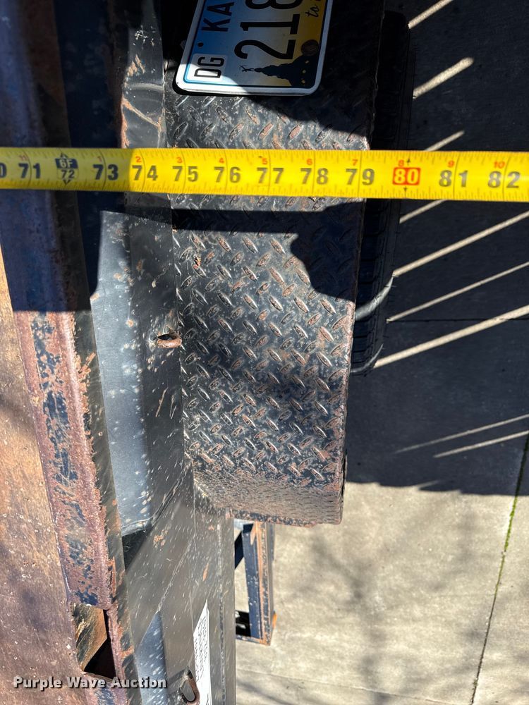 image for item DZ4411 2010 Lamar dump trailer